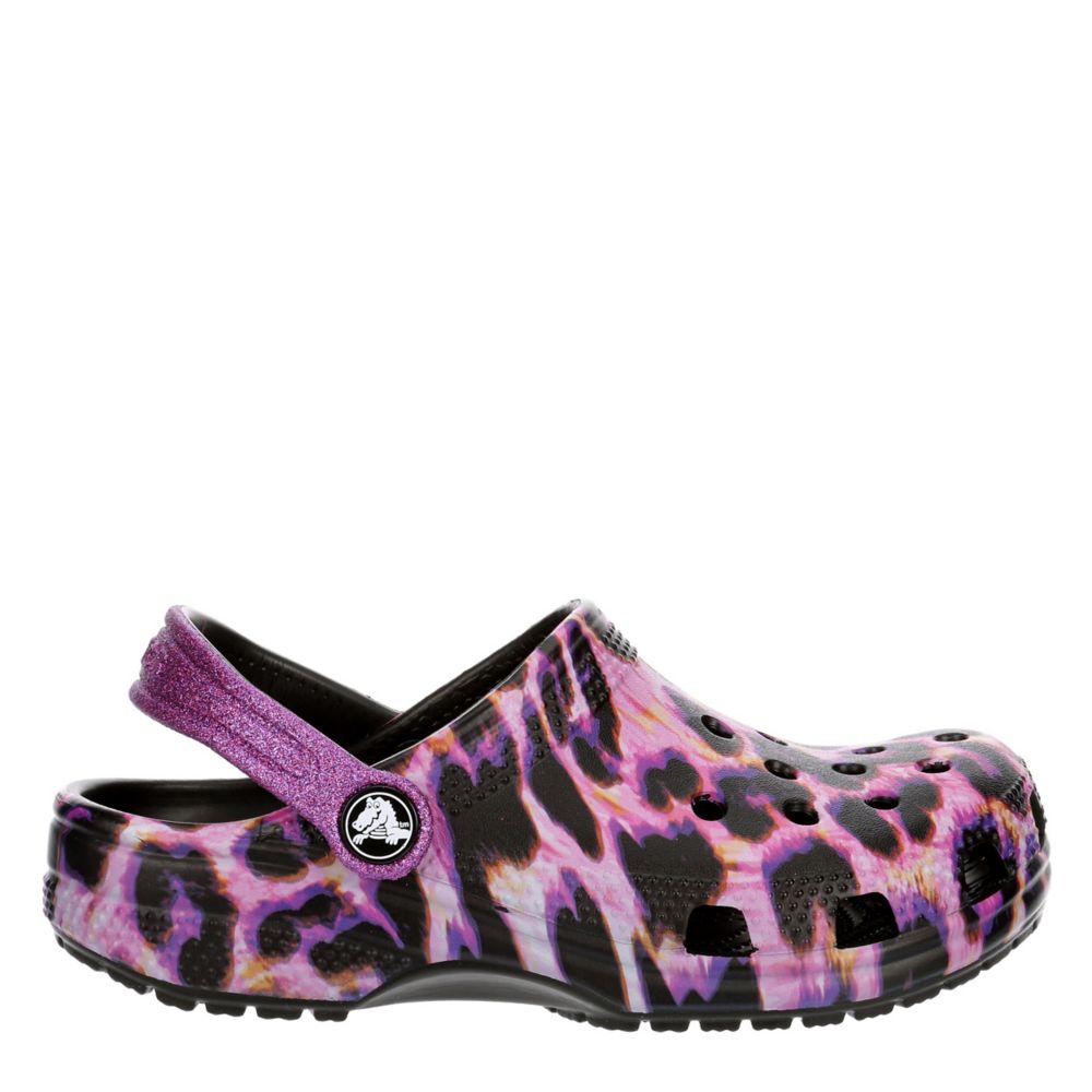 pink leopard print crocs