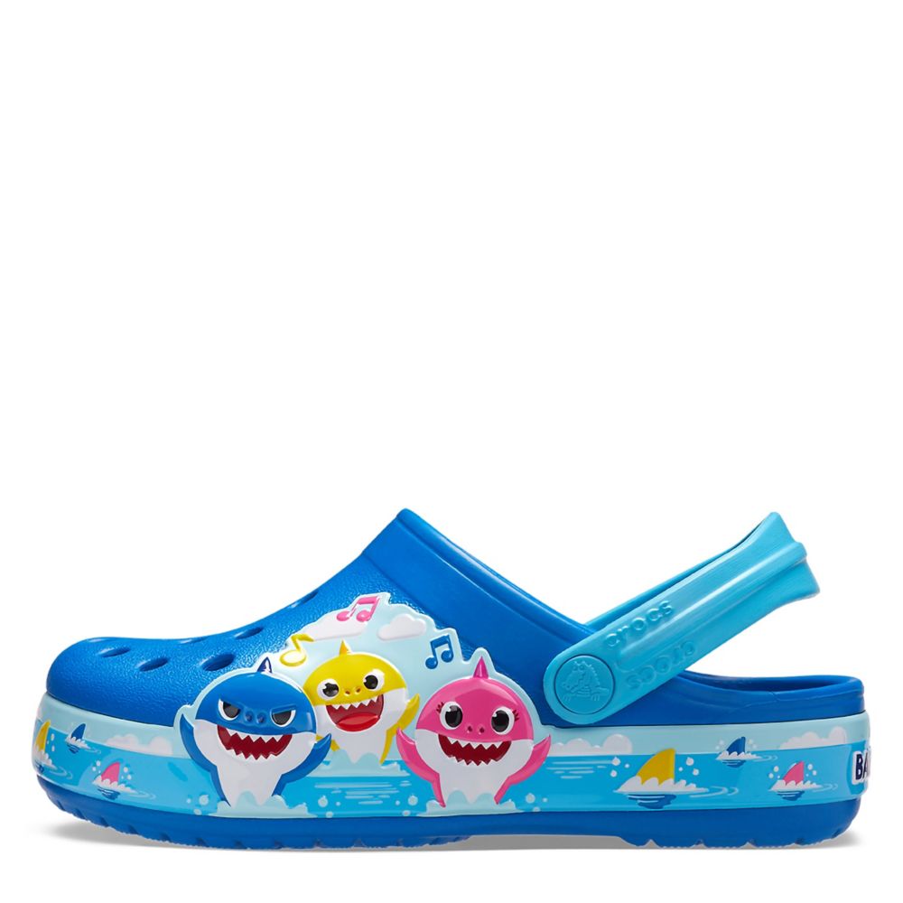 Shark crocs hotsell for toddlers