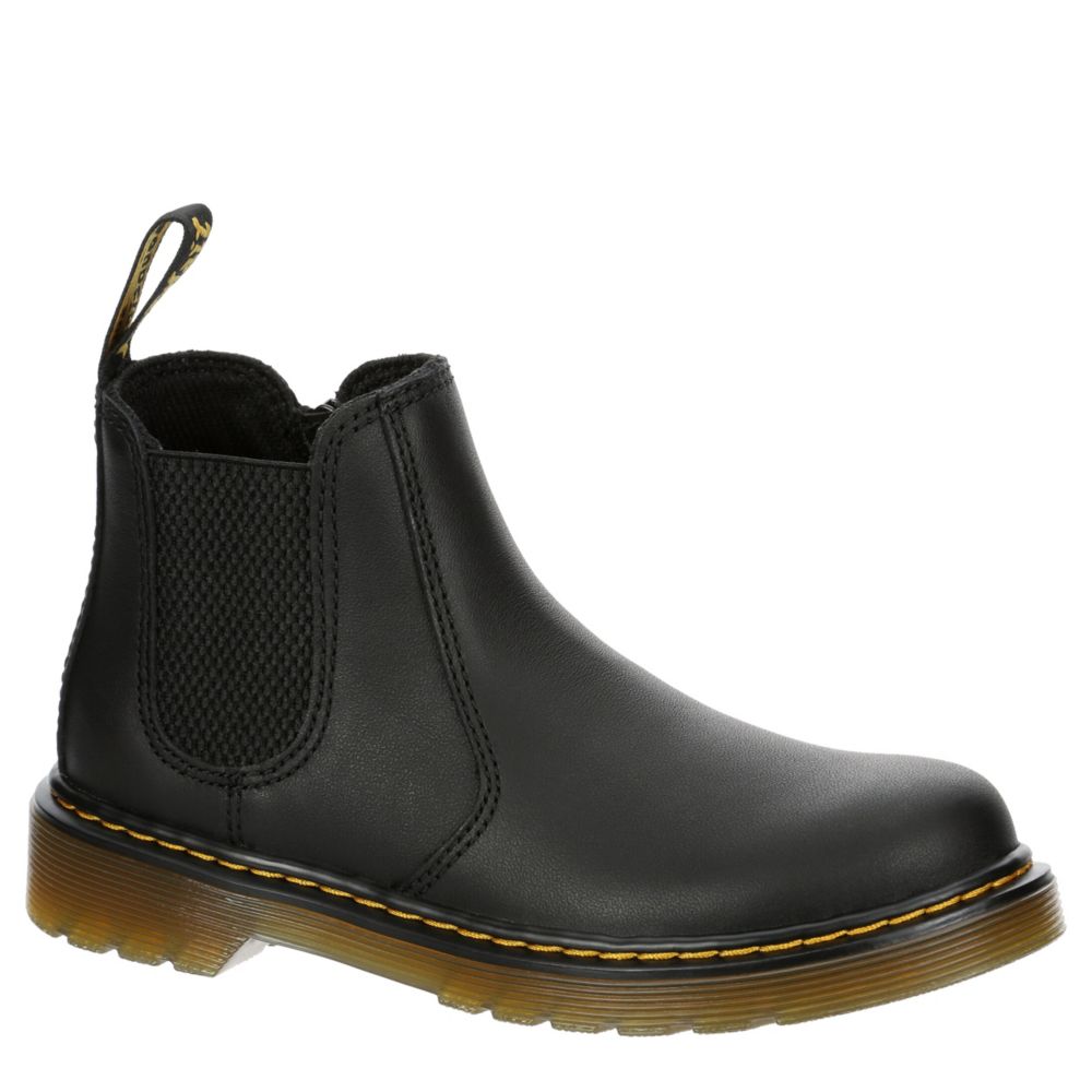 Boys black chelsea on sale boot