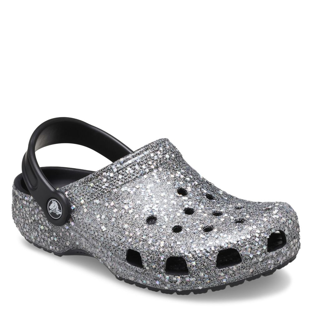 Toddler girl best sale crocs size 6