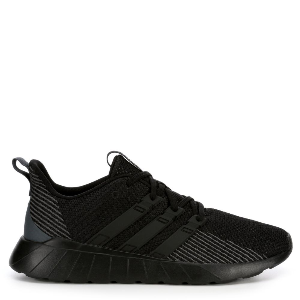 adidas men's questar flow stores