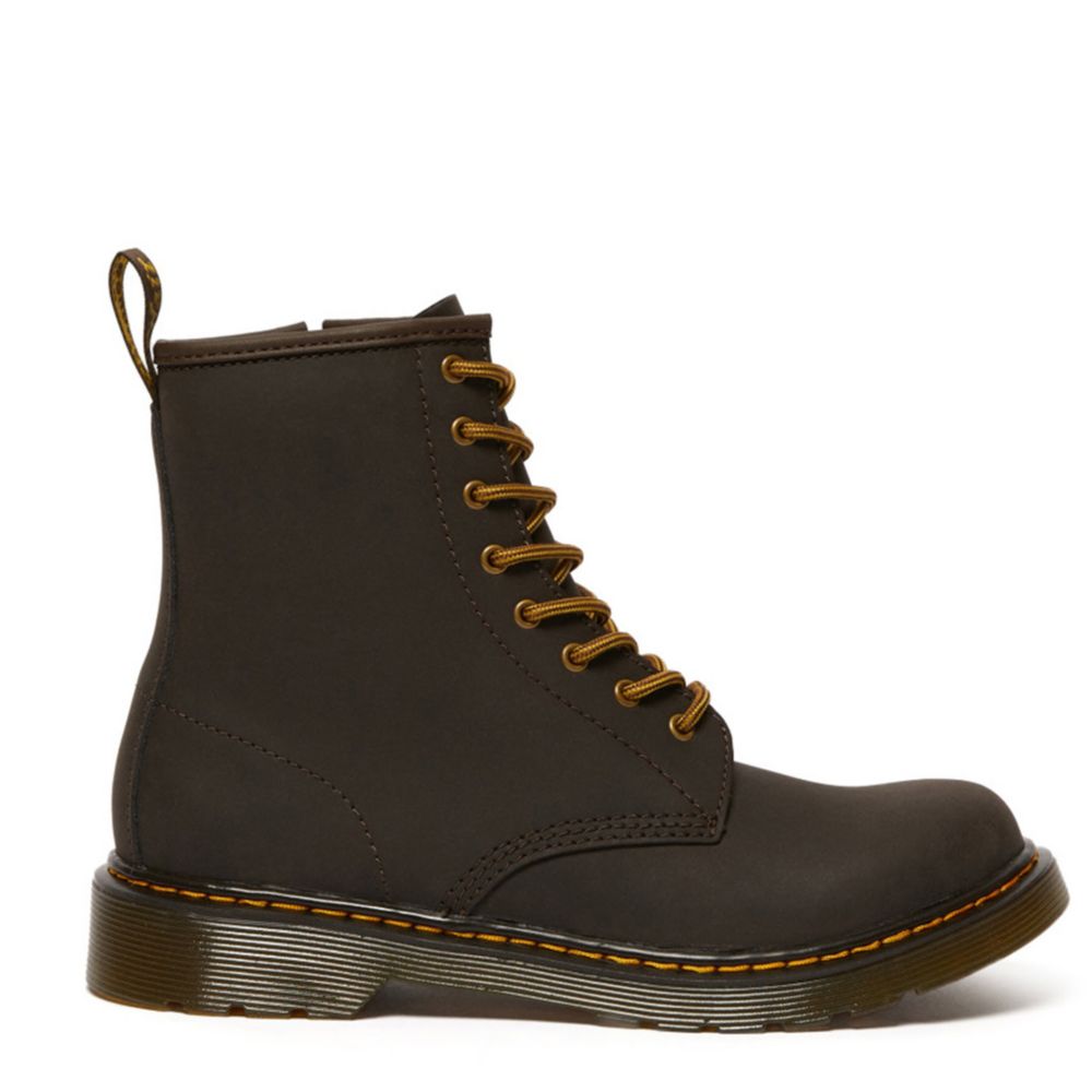 rack room shoes doc martens