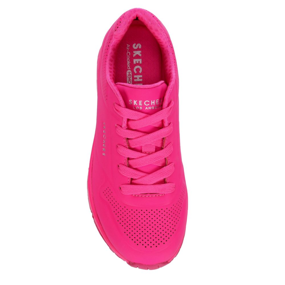 pink uno skechers