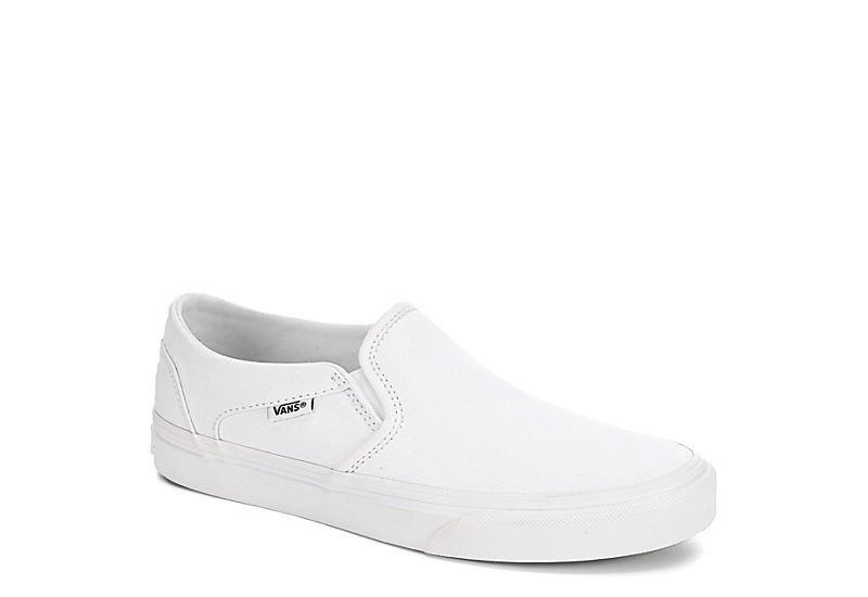 WHITE VANS Womens Asher Slip On Sneaker كم سعر فيفا