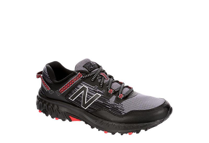 BLACK NEW BALANCE Mens 410 V6 Trail Running Shoe