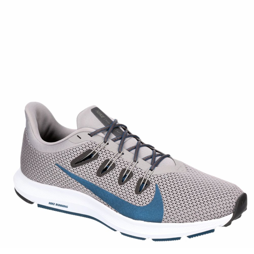 grey nike gym shoes