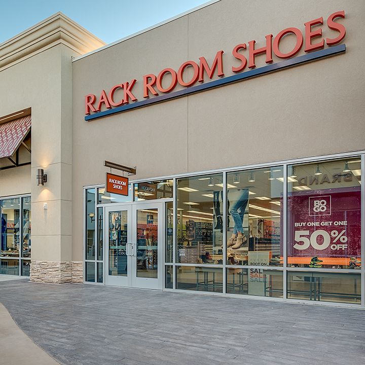 shoe stores in the tanger outlets