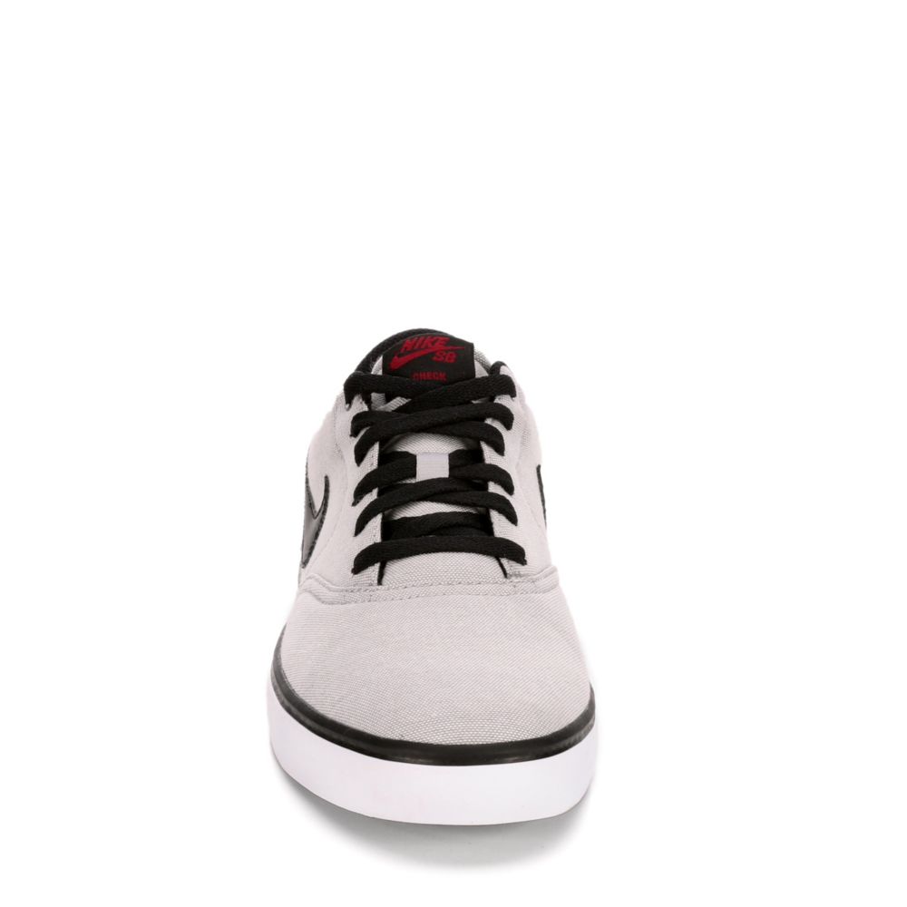 deichmann nike sb check solar