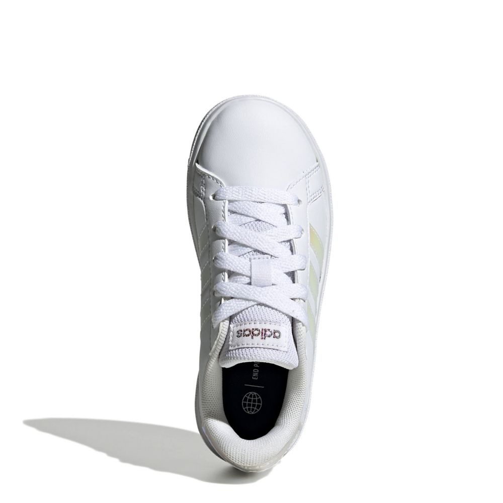 White adidas for outlet girls