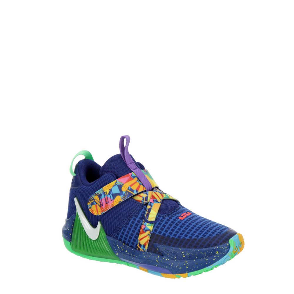 Boys lebron basketball shoes deals