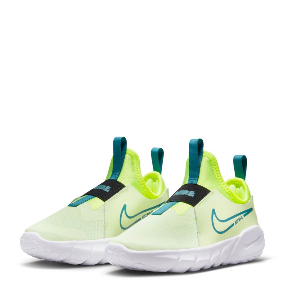 Nike flex outlet runner boys