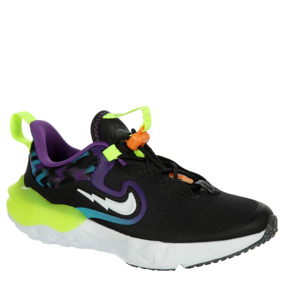 Black Nike Boys Little Kid Flow Run Sneaker Athletic Sneakers