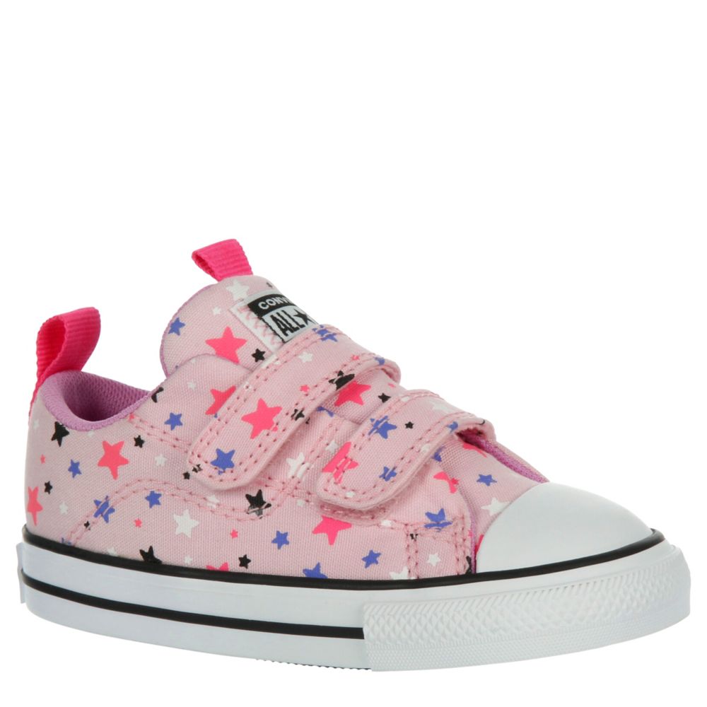 Infant girl on sale converse sneakers