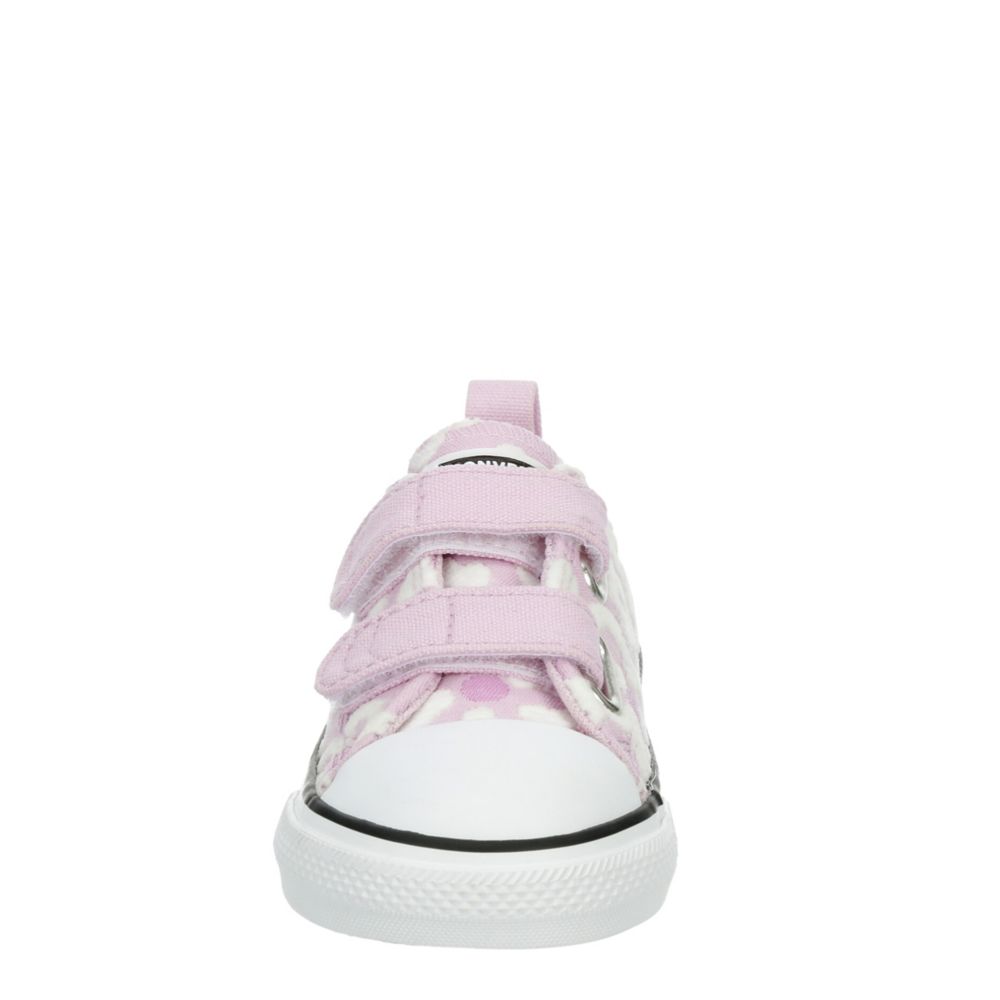 GIRLS INFANT CHUCK TAYLOR ALL STAR LOW SNEAKER