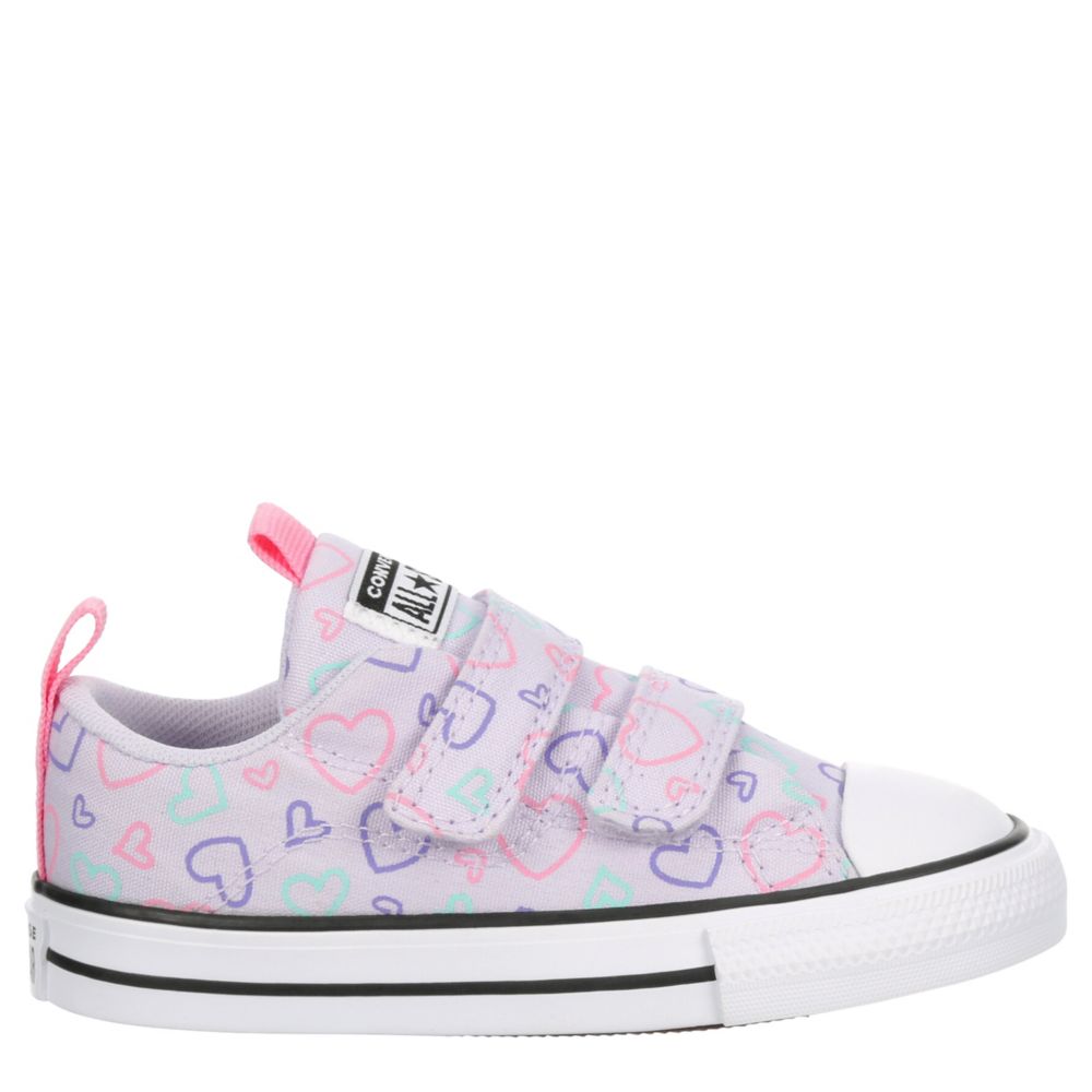 GIRLS INFANT CHUCK TAYLOR ALL STAR HEARTS SNEAKER