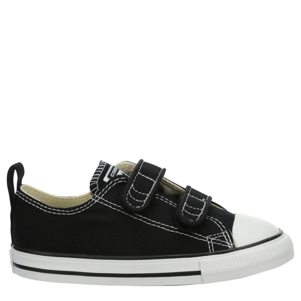 BOYS TODDLER CHUCK TAYLOR ALL STAR CLASSIC LOW SNEAKER