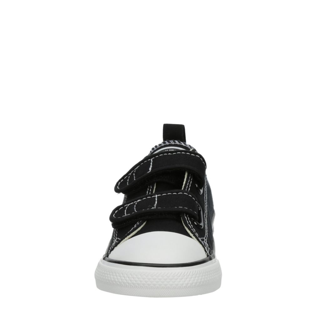 BOYS TODDLER CHUCK TAYLOR ALL STAR CLASSIC LOW SNEAKER