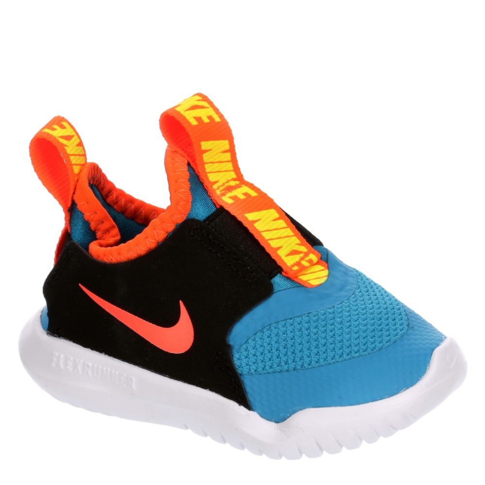 boys nike shoes blue