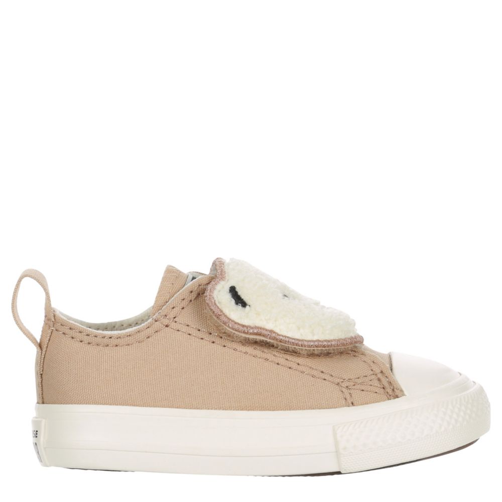 BOYS INFANT CHUCK TAYLOR ALL STAR SHERPA BEAR SNEAKER