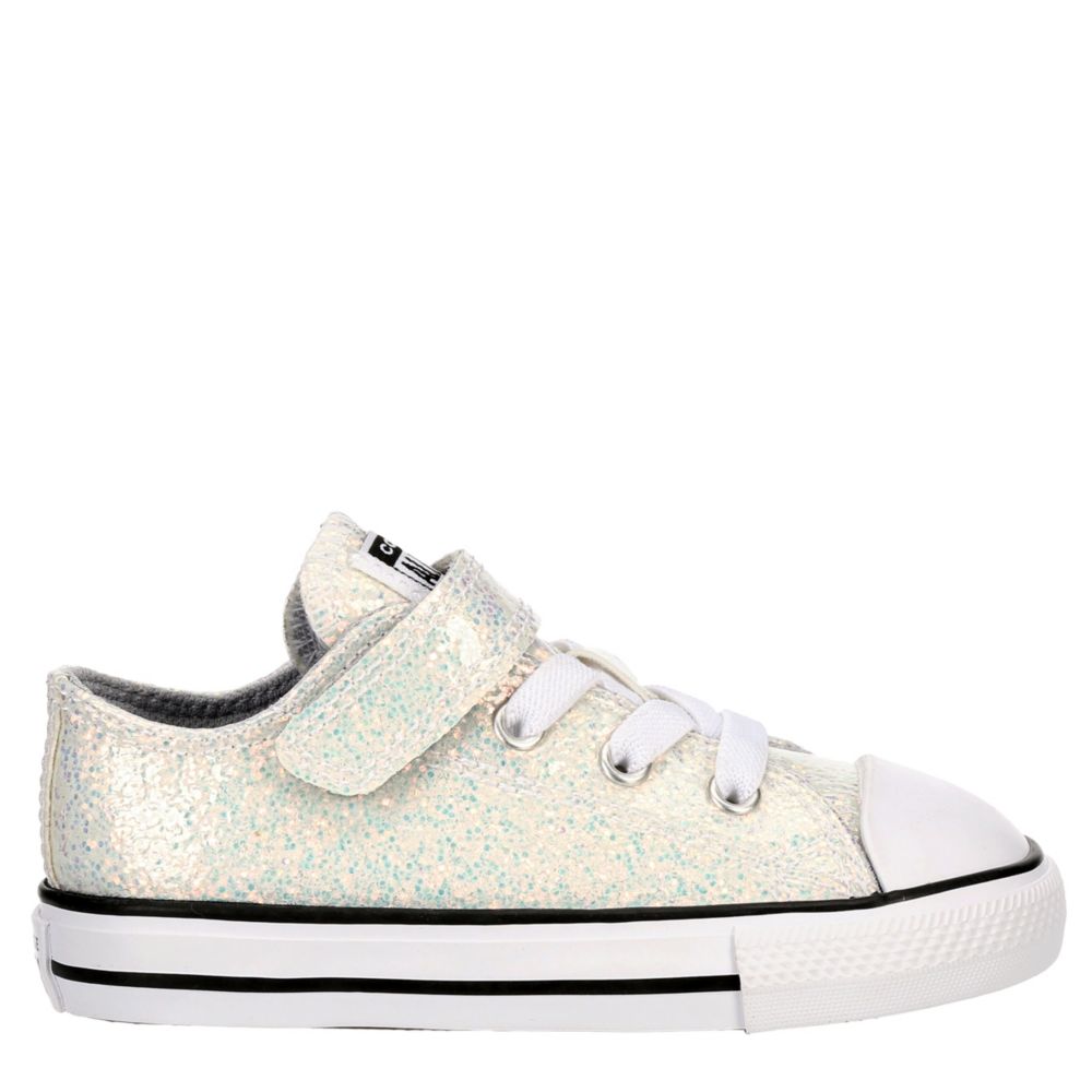 baby girl chuck taylors