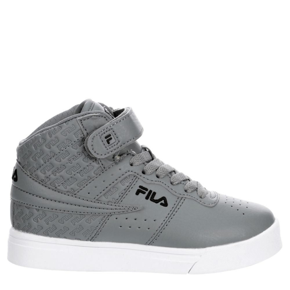grey fila sneakers