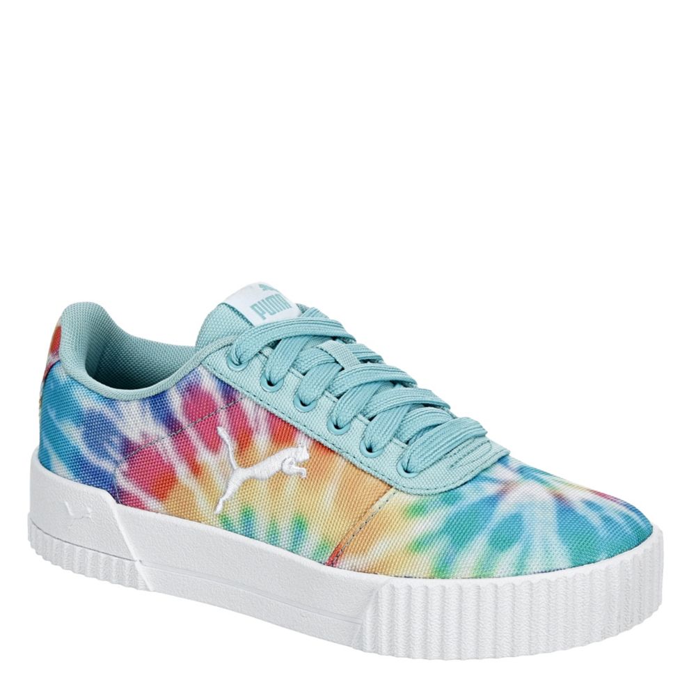 tie dye athletic shoes