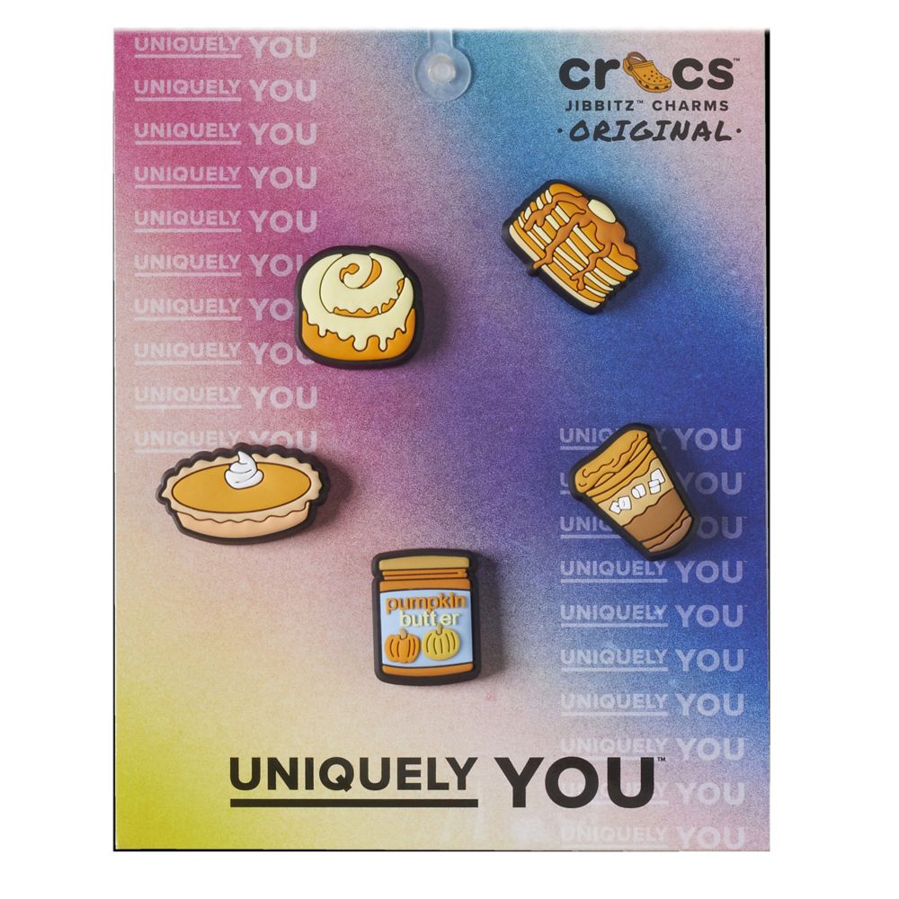Charm Collection: Yummy Camp Pack of 5 greeting cards with 2 shoe charms