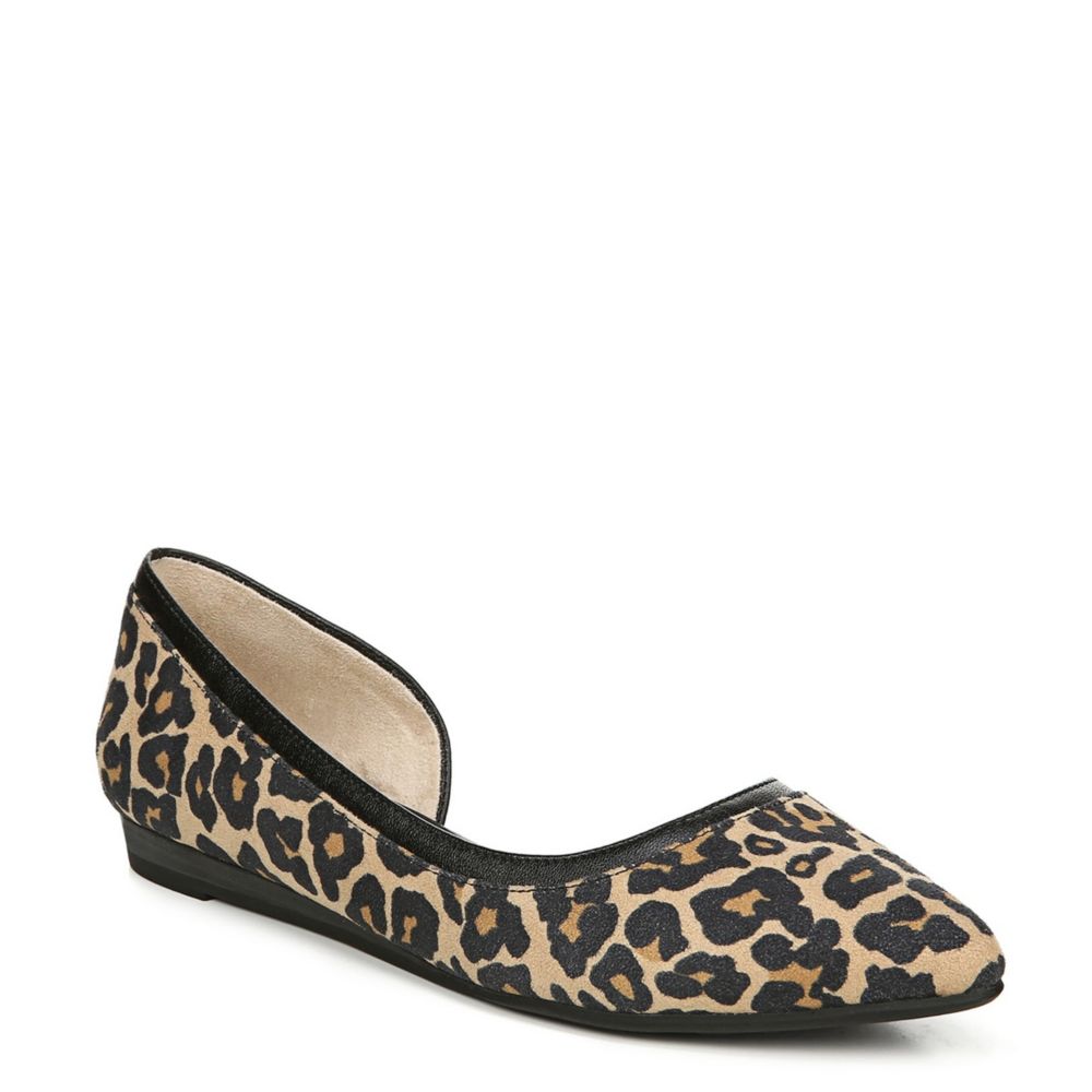 lifestride leopard pumps