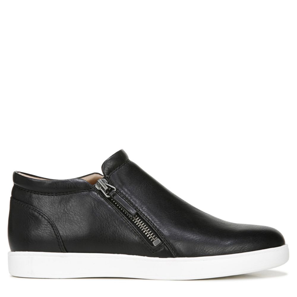lifestride sneakers