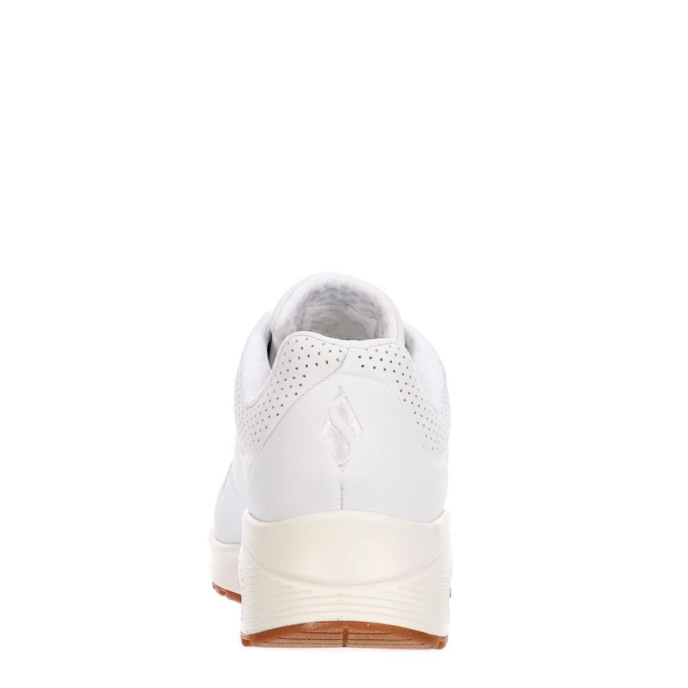SKECHERS Womens Uno-stand On Air Sneaker - WHITE
