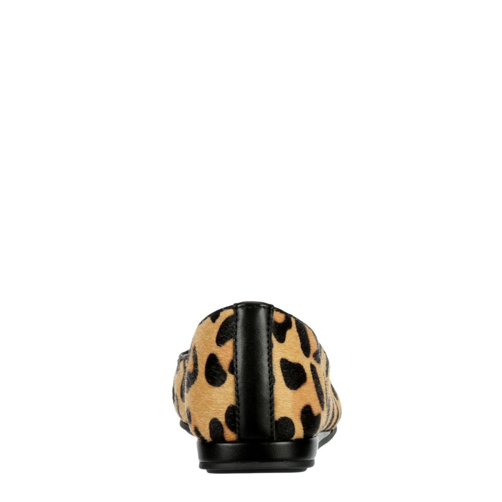 ME TOO Womens Ariane Flat - LEOPARD