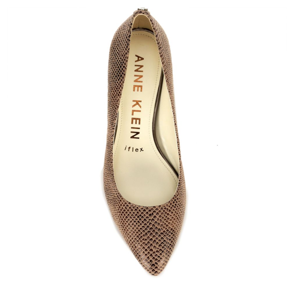 ANNE KLEIN Womens Xeni Pump - NATURAL