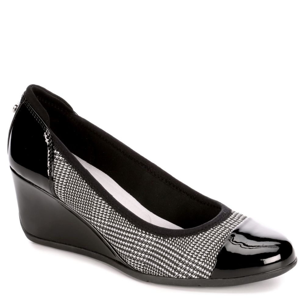 ANNE KLEIN Womens Topeka Wedge - PLAID