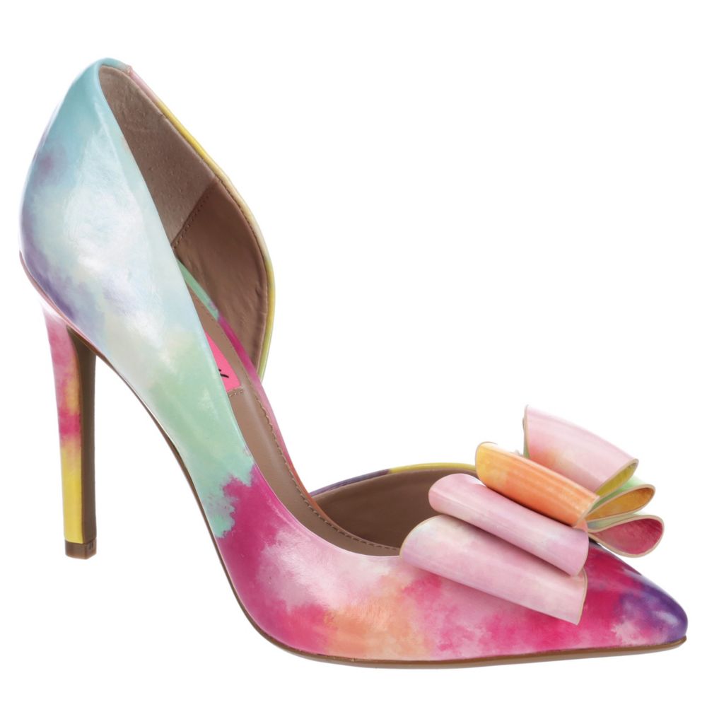 betsey johnson pink shoes