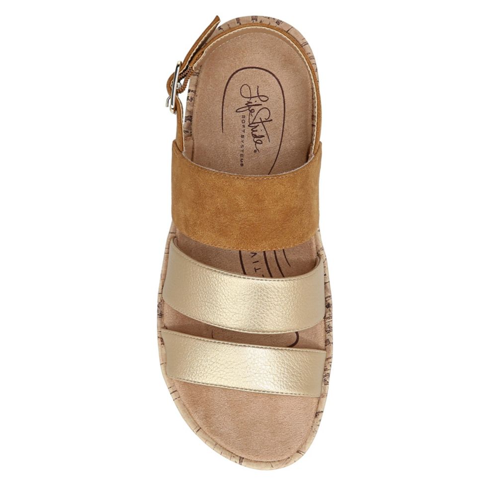 LIFESTRIDE Womens Wynonna Wedge Sandal - GOLD