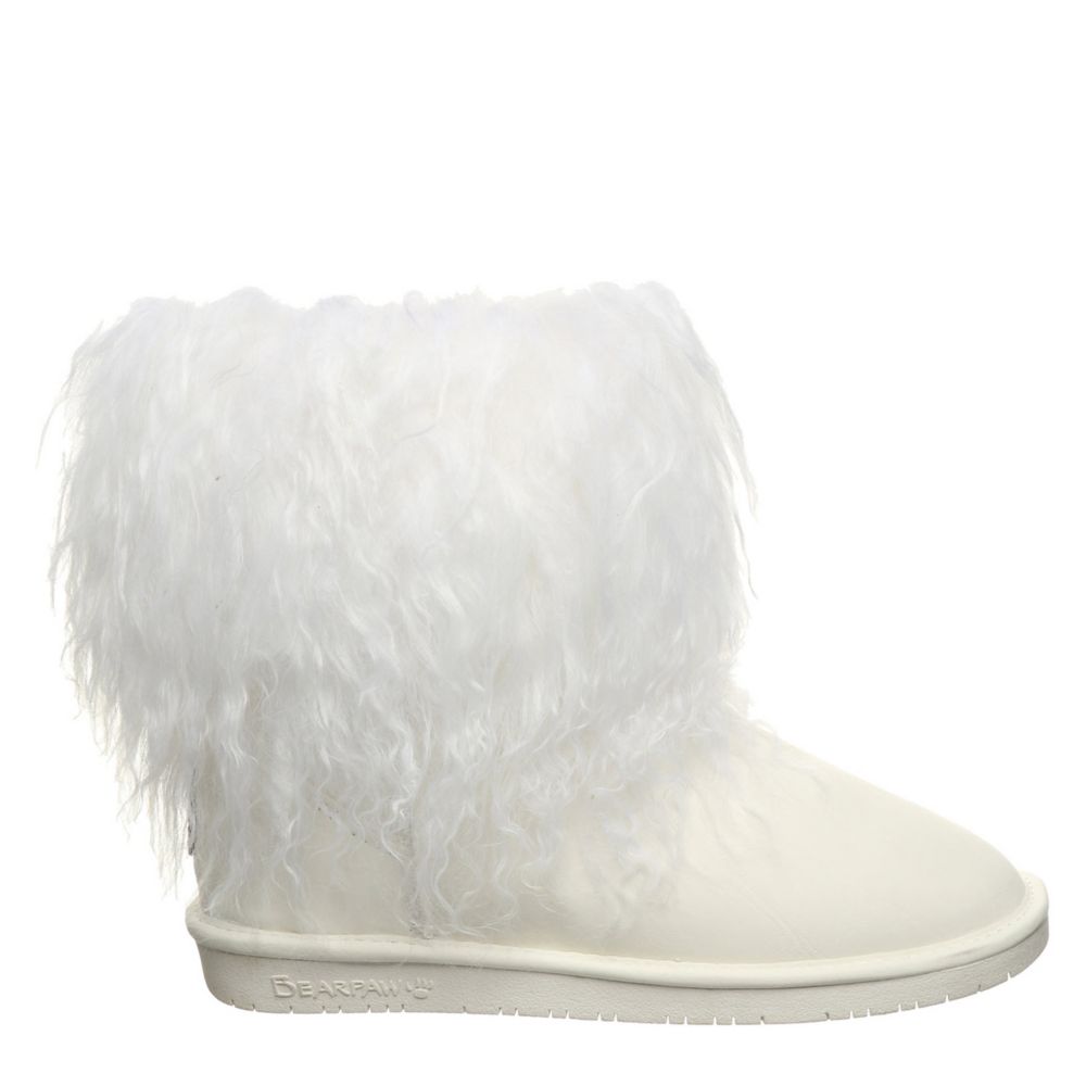 white bearpaw boots