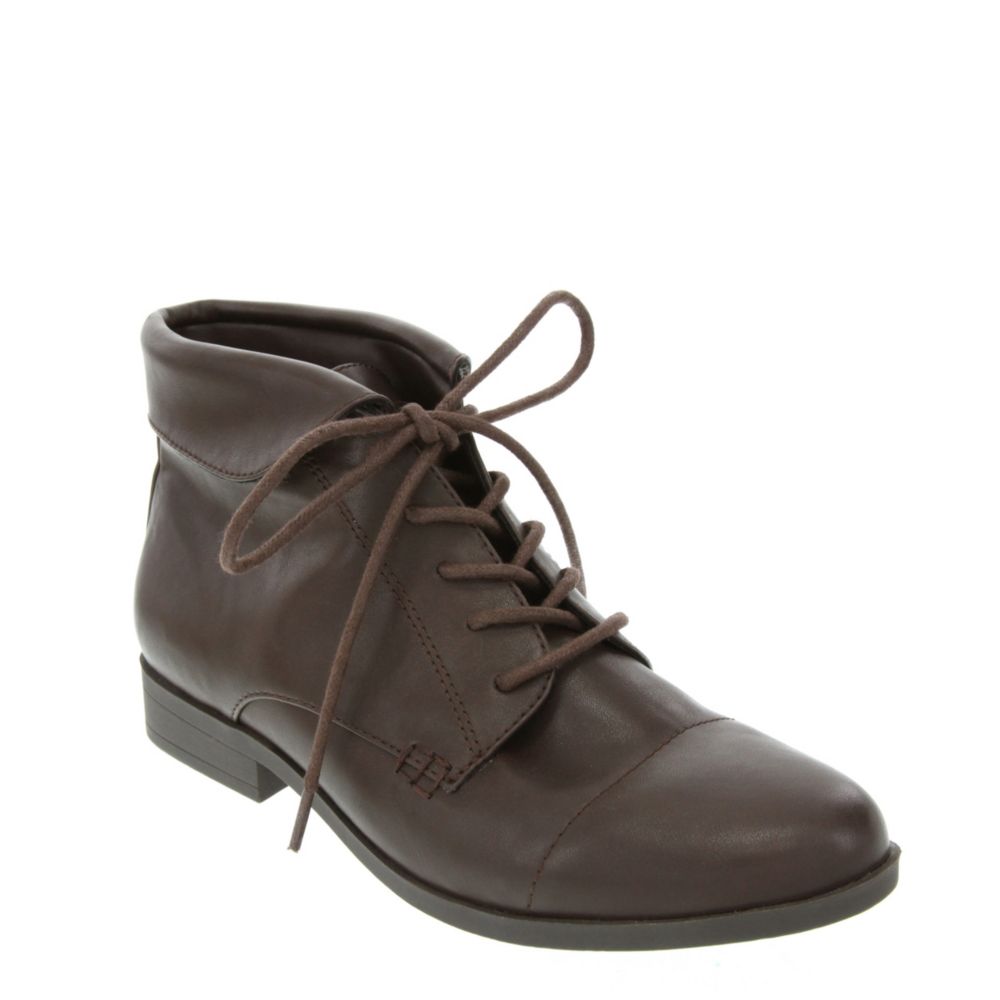 gloria vanderbilt claudette women's ankle boots