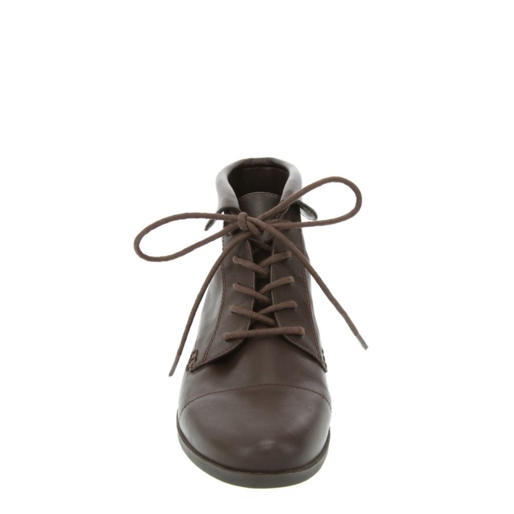 gloria vanderbilt claudette women's ankle boots