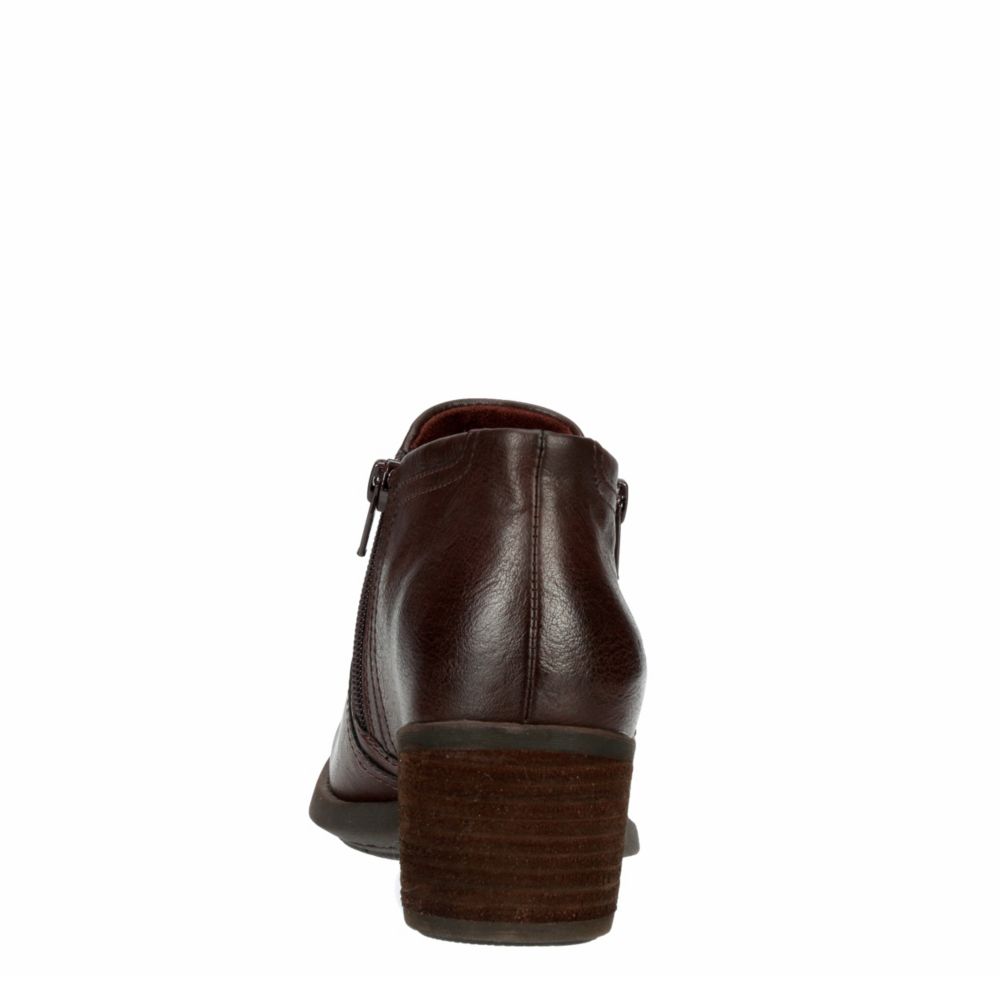 B.O.C Womens Colburn Ankle Bootie - DARK BROWN
