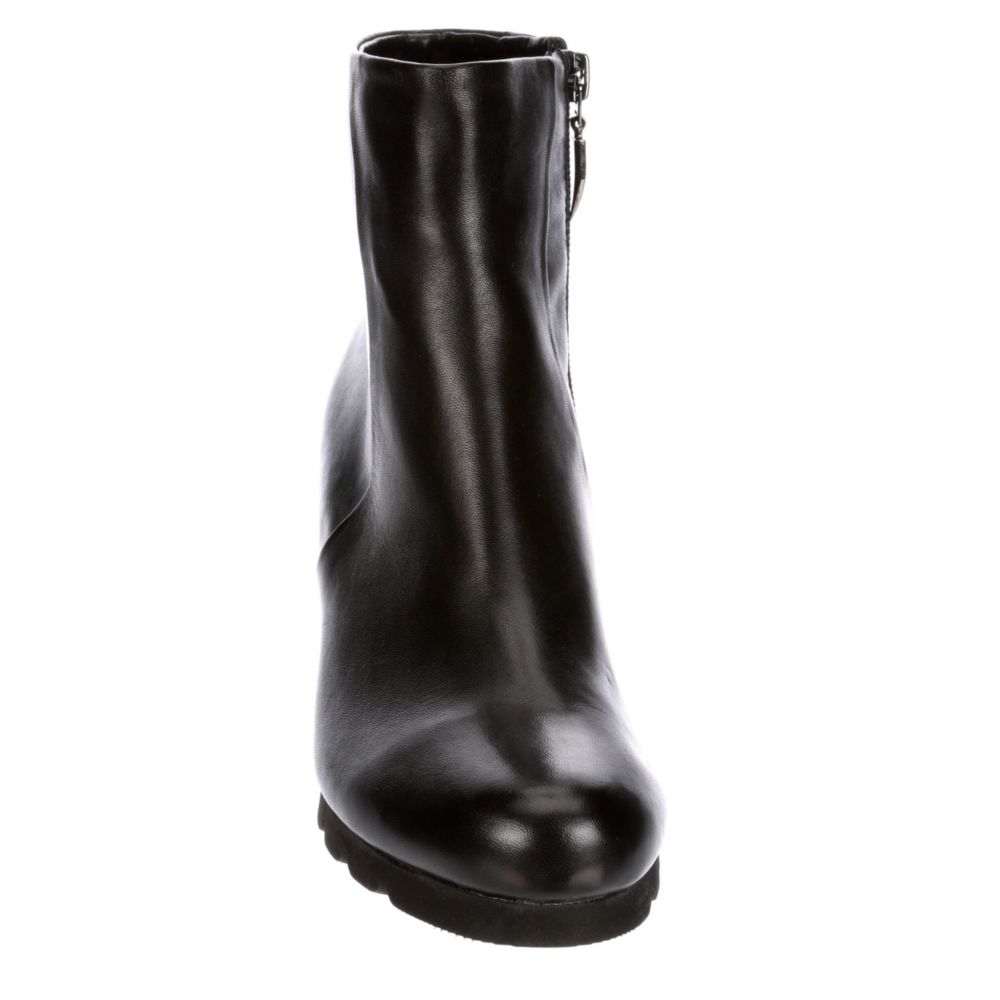 spring step ravel wedge bootie