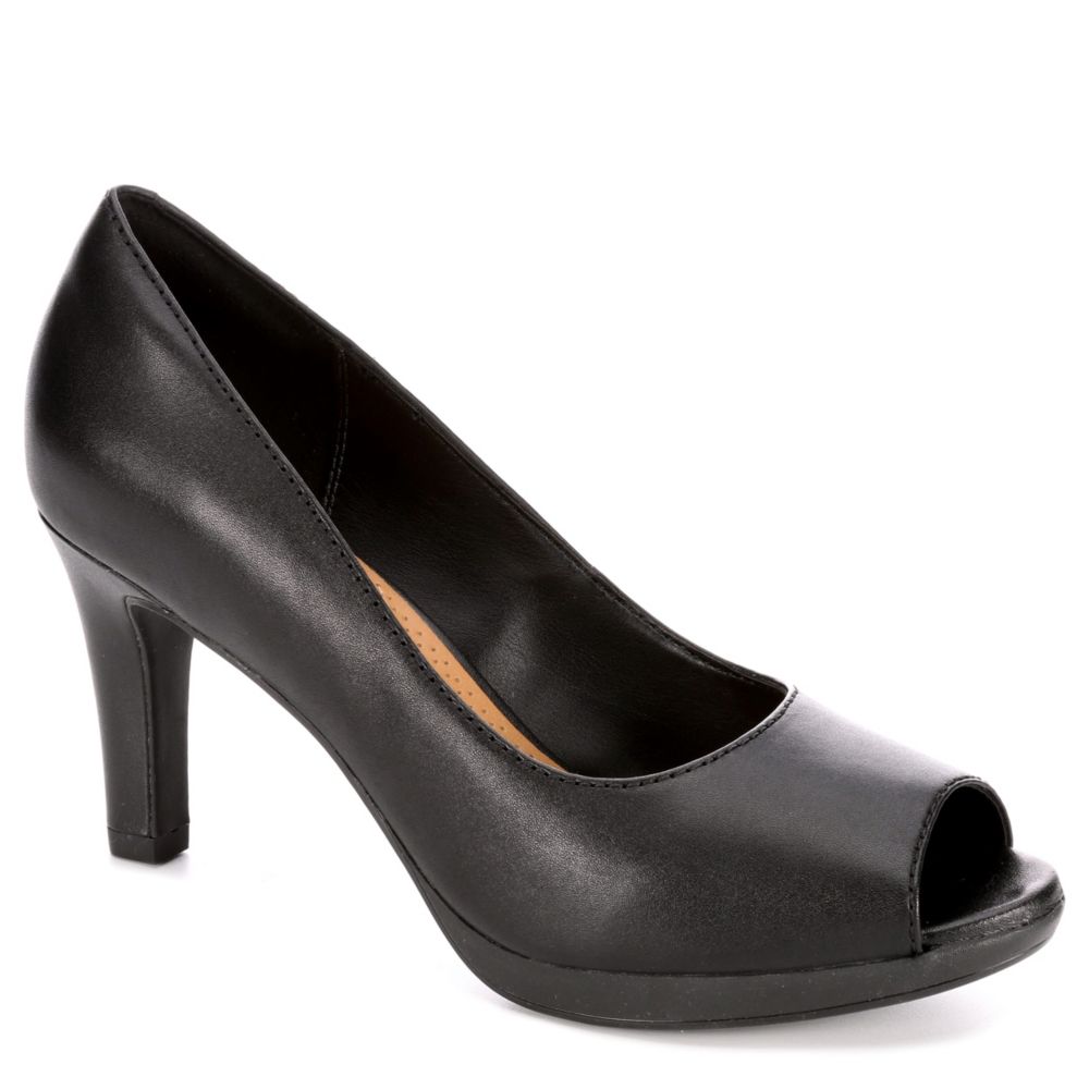 clarks women's adriel phyliss pump