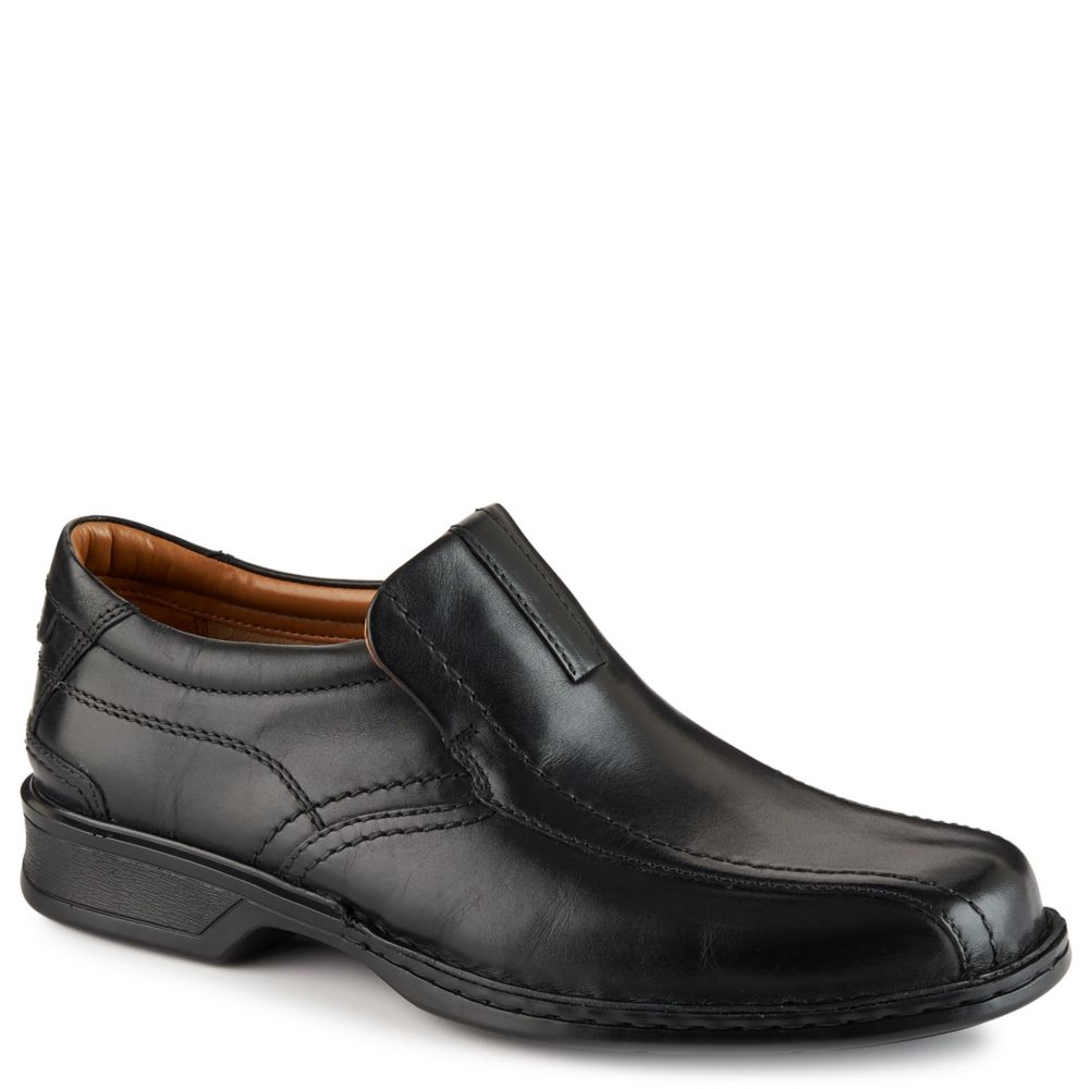 clarks escalade black