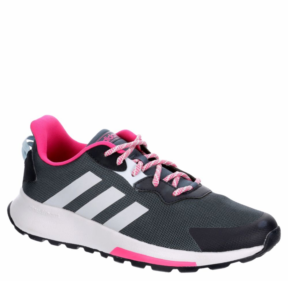 adidas quesa running shoe