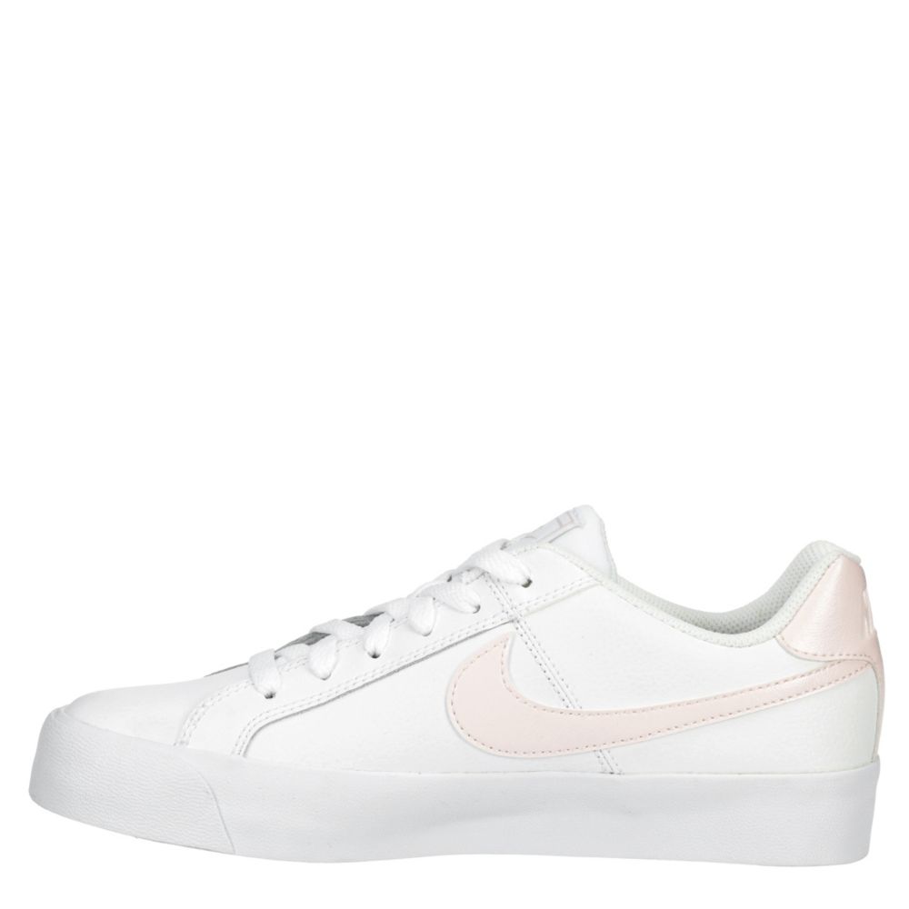 nike women's court royale shoes