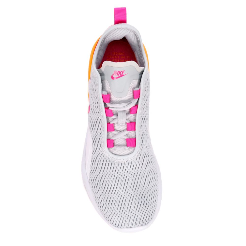 NIKE Womens Air Max Motion 2 Sneaker - GREY