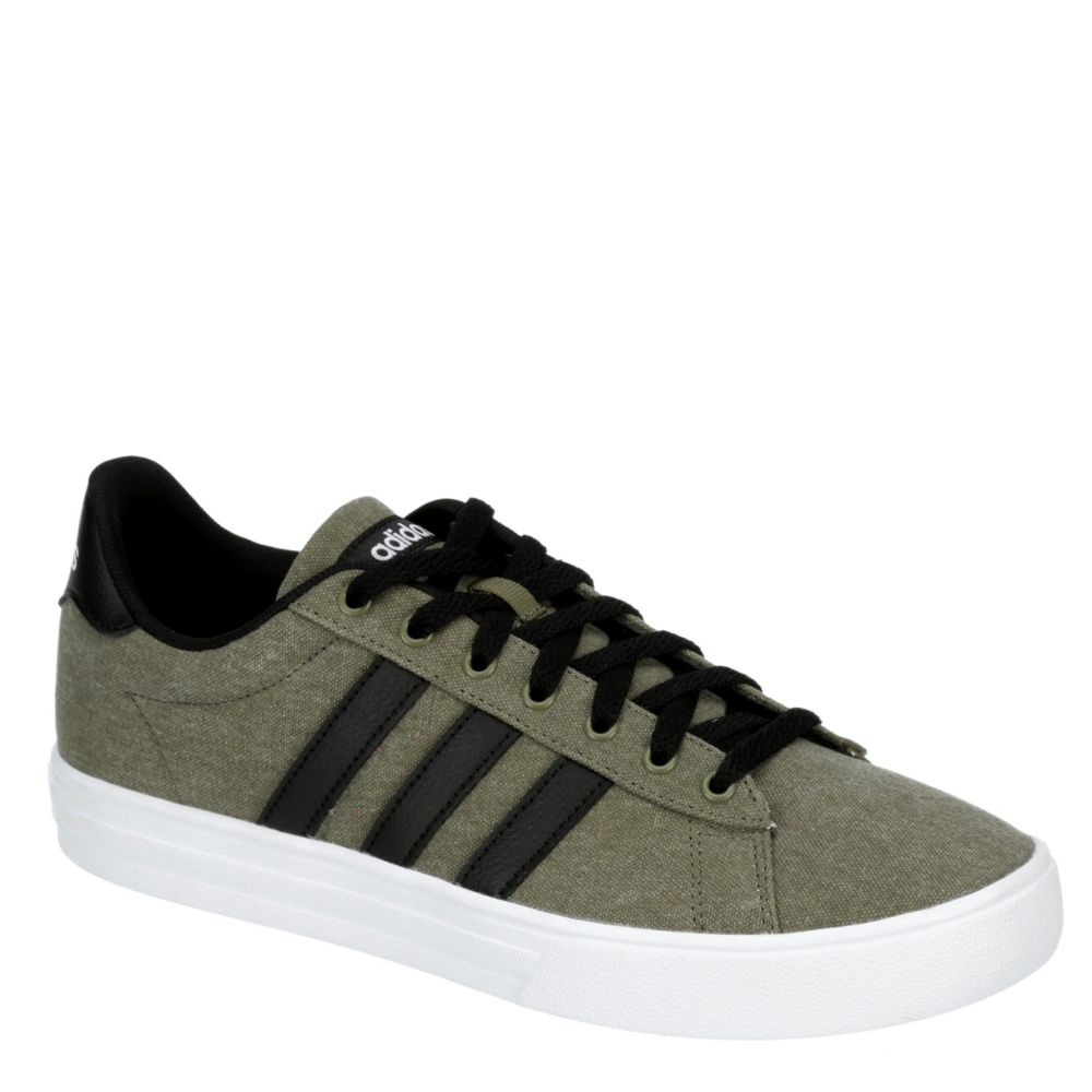adidas men's daily 2.0 sneaker