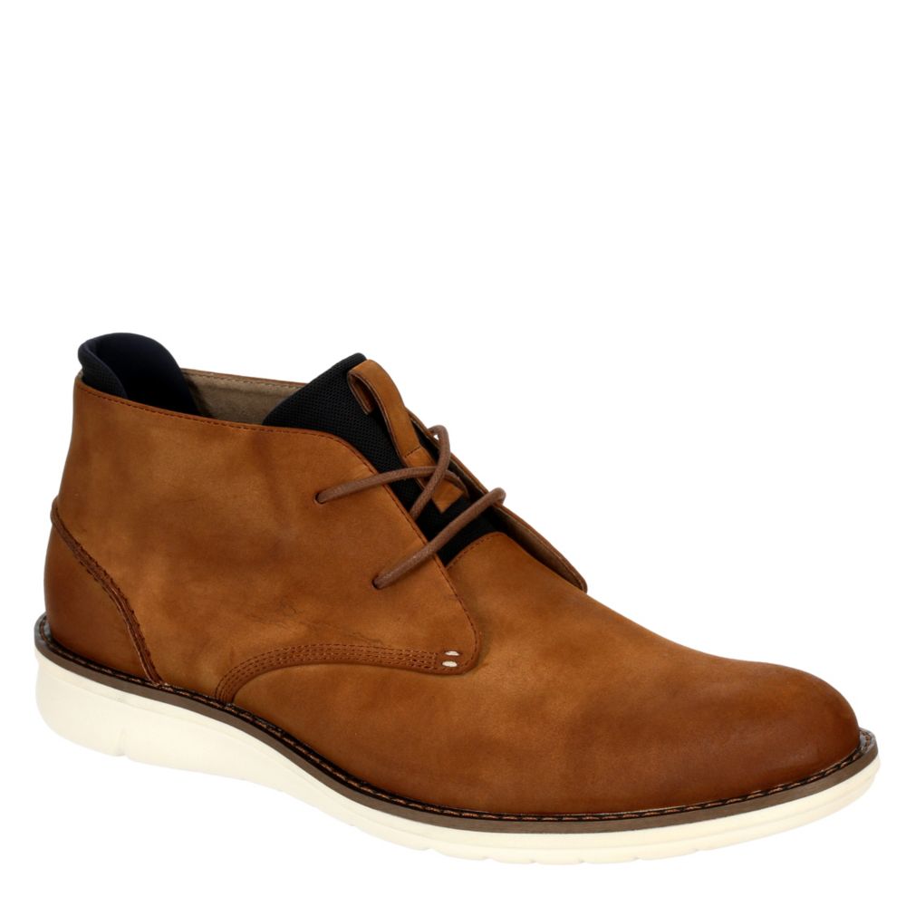 KENNETH COLE Mens Domino Chukka Boot - TAN