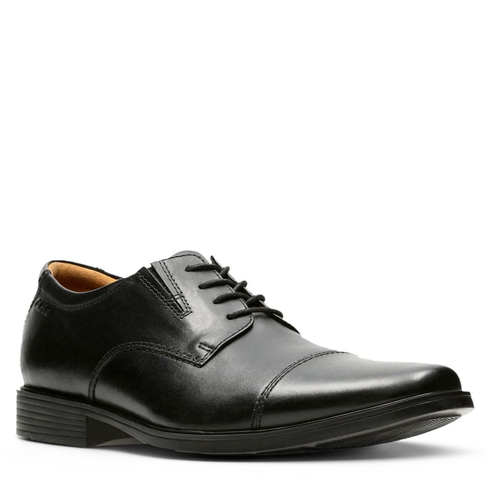 clarks men's tilden cap toe oxford