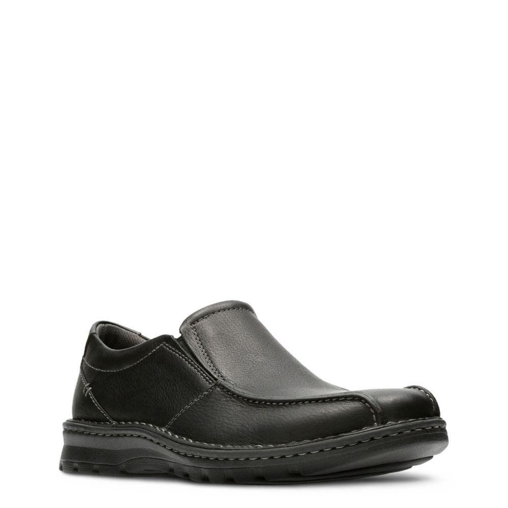 clarks vanek step black