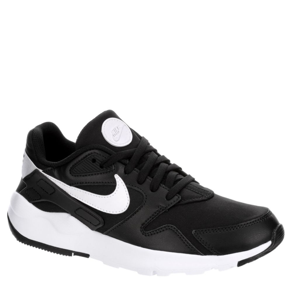 womens black nike slip on sneakers